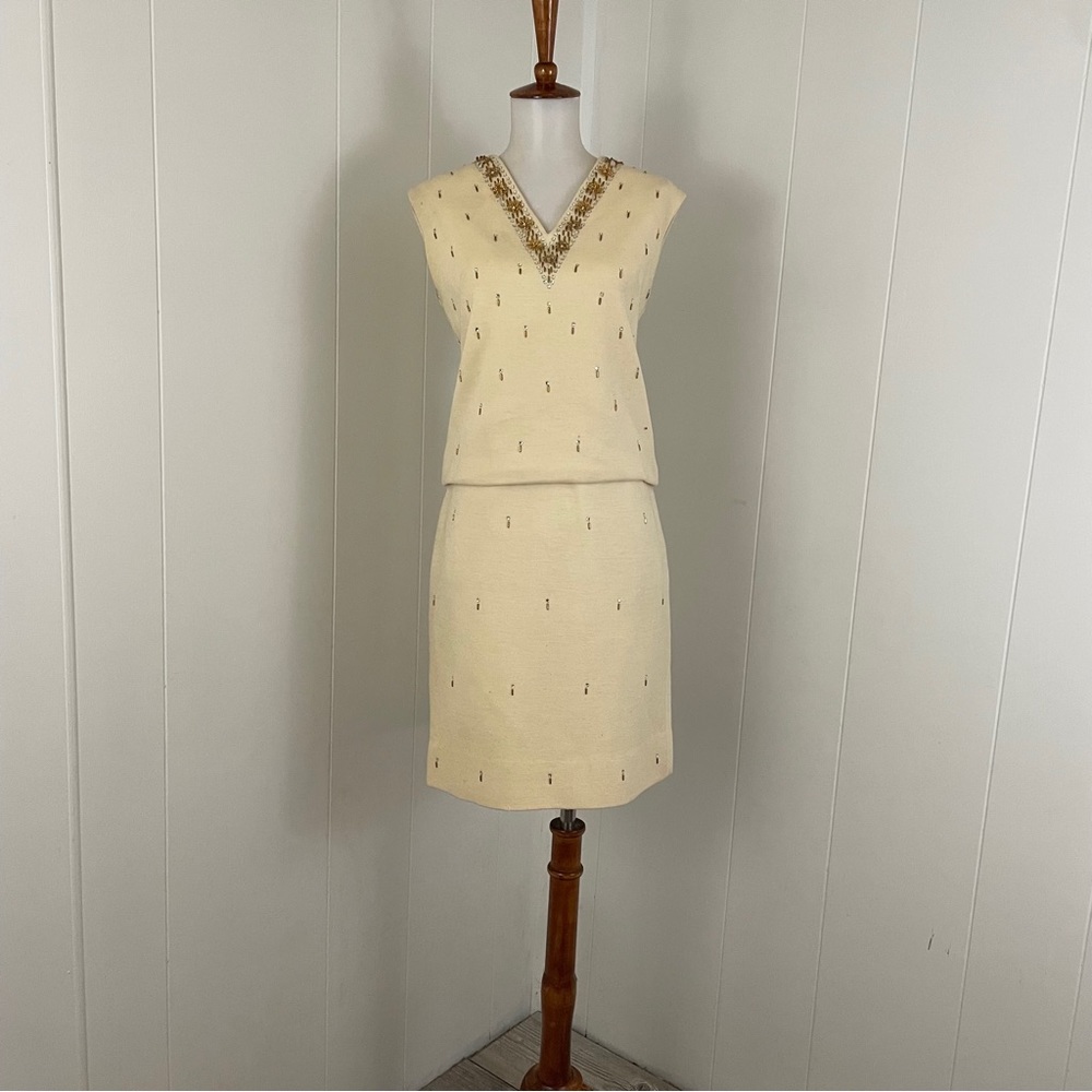 Vintage Beaded Knit V-Neck Cap Sleeve Blouson Sheath Dress